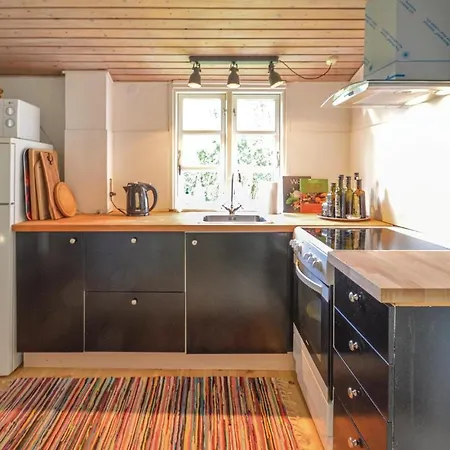 Stunning In W/ Wifi And 3 Bedrooms 펜션 Dannemare